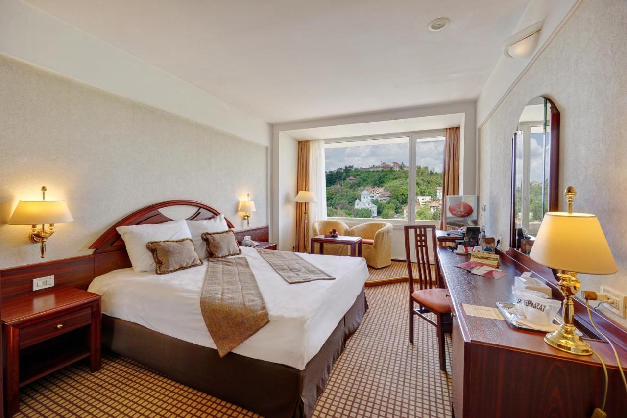 Queen Double Room with Spa Access,1277630242:JPEG