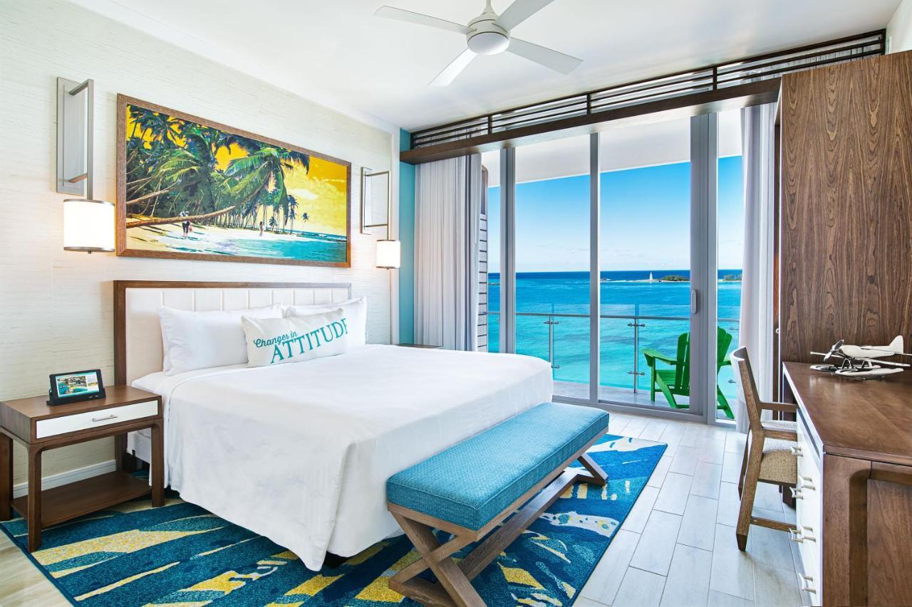 Apartamento de 1 dormitorio con balcón y vistas al mar