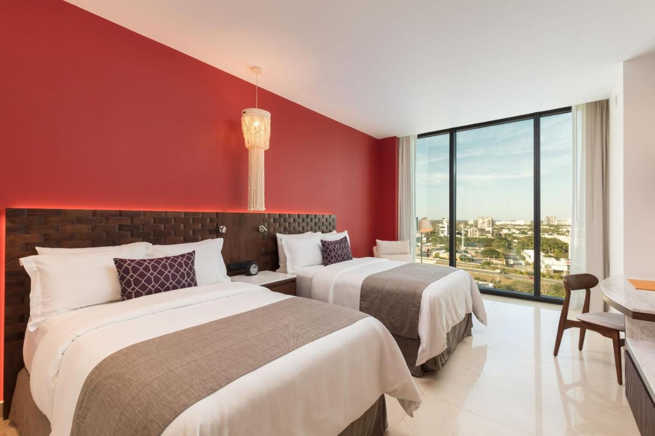 Deluxe Two Beds