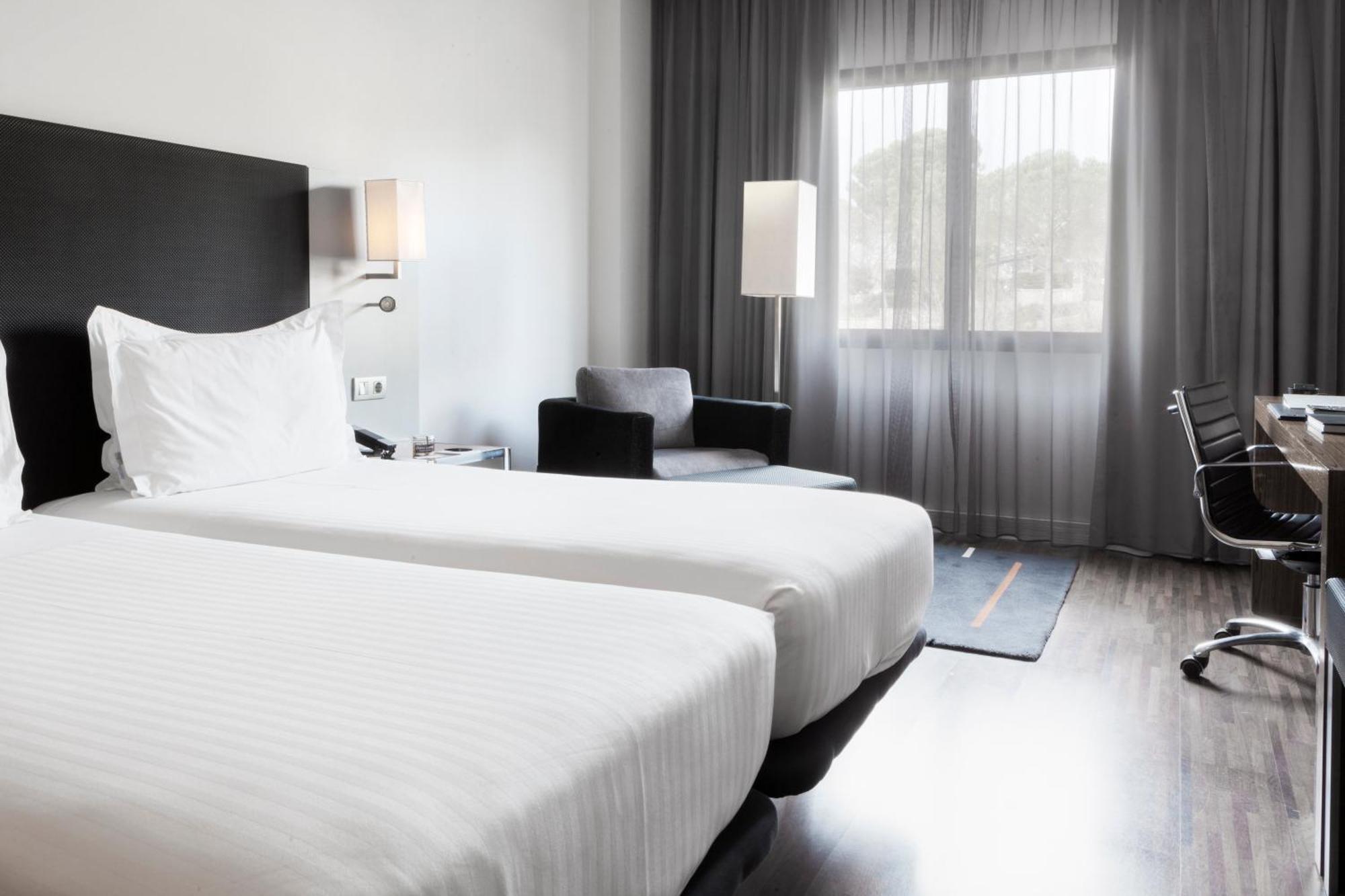 Double or Twin Room,1267856410:JPEG