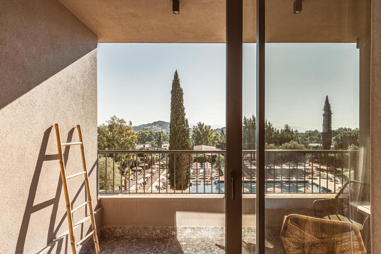Habitación Doble con vistas a la piscina