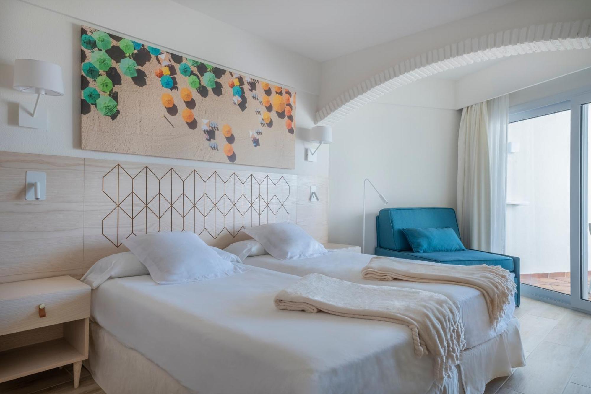 Double Room Side Sea View