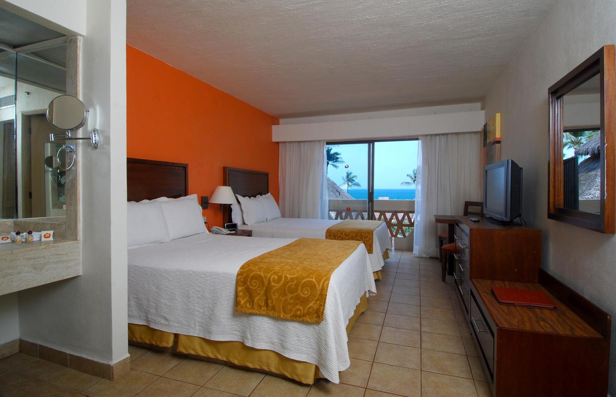 Deluxe Double Room Side Sea View