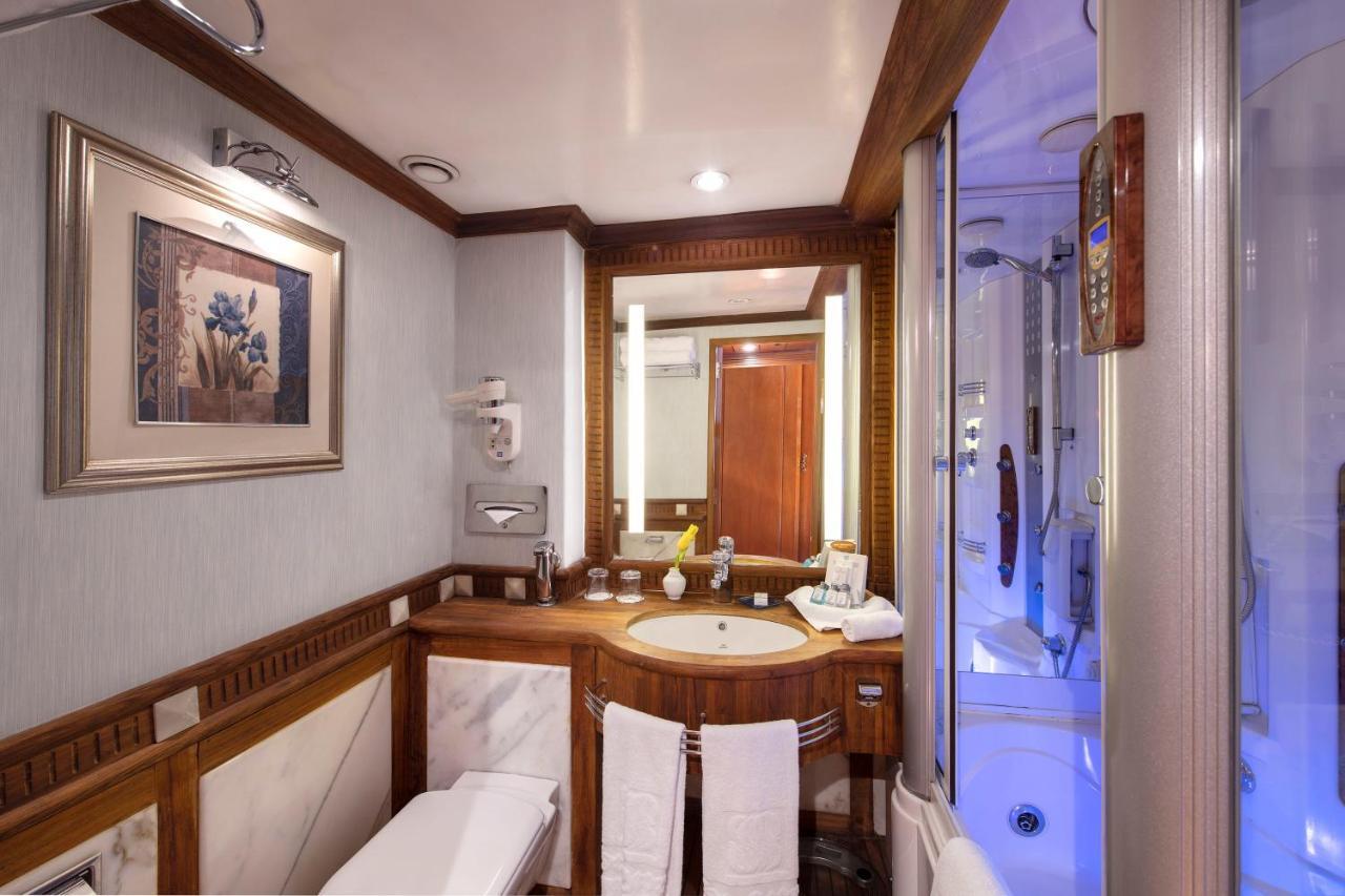 Deluxe Cabin,1733283579:JPEG