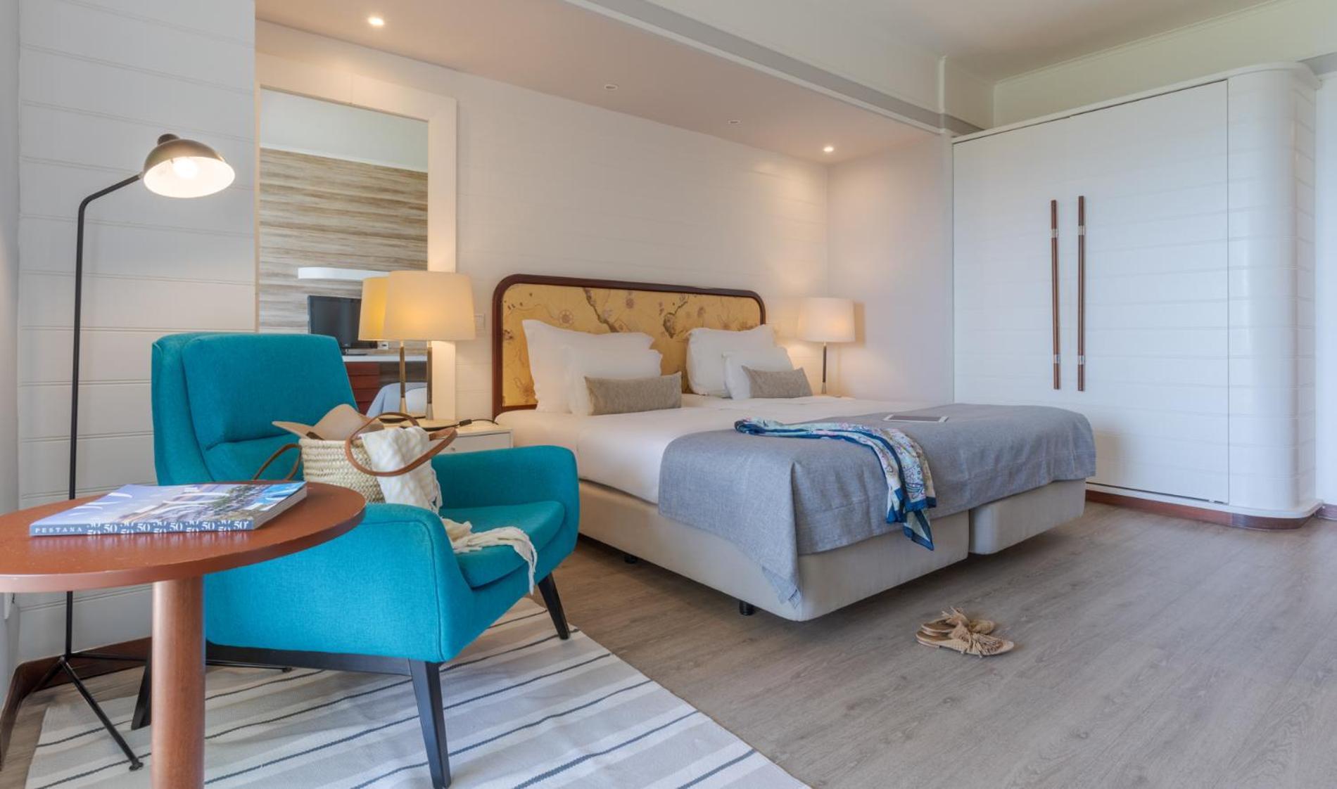 Double or Twin Room Sea View