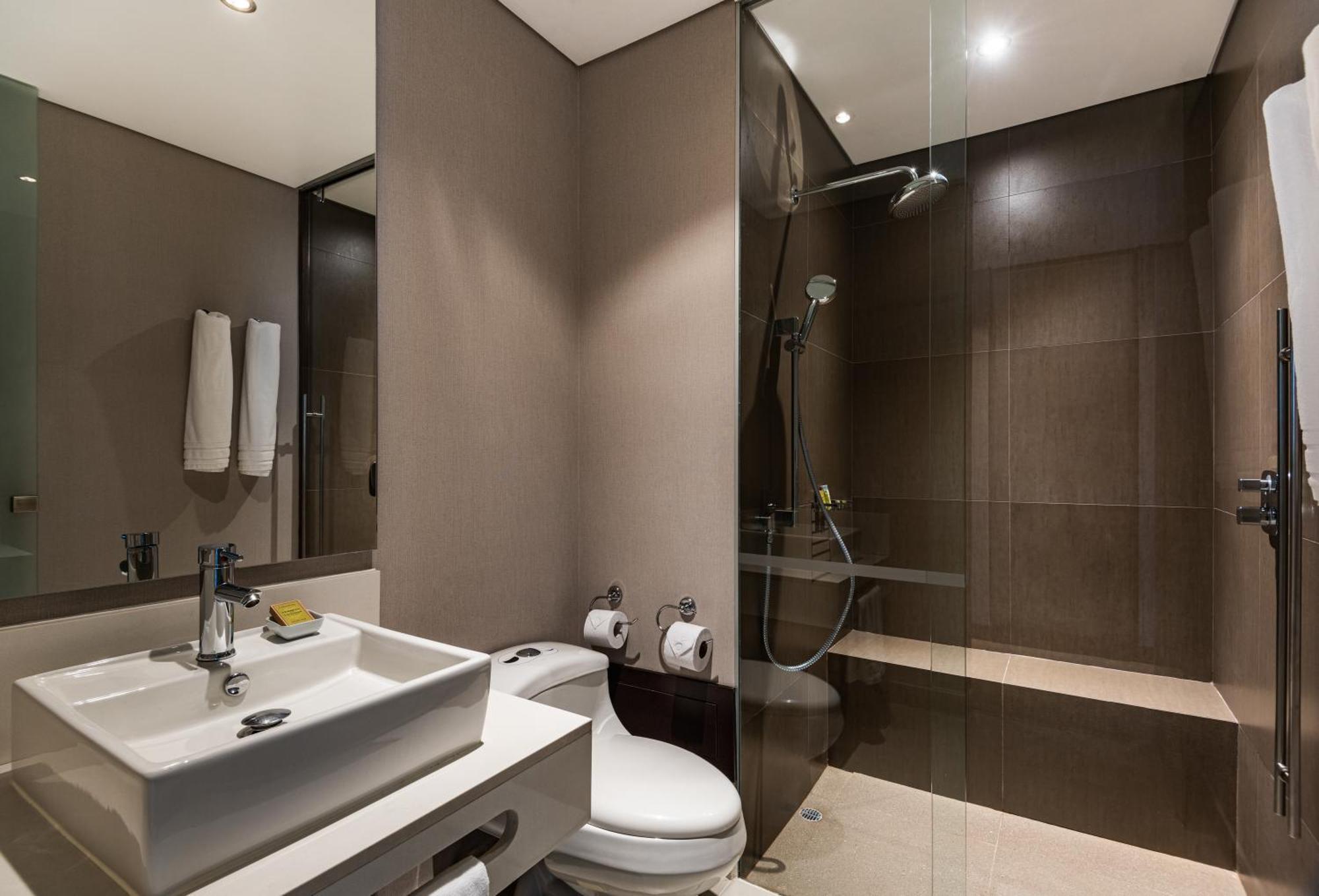 Habitación Doble con 2 camas dobles - Adaptada para personas de movilidad reducida