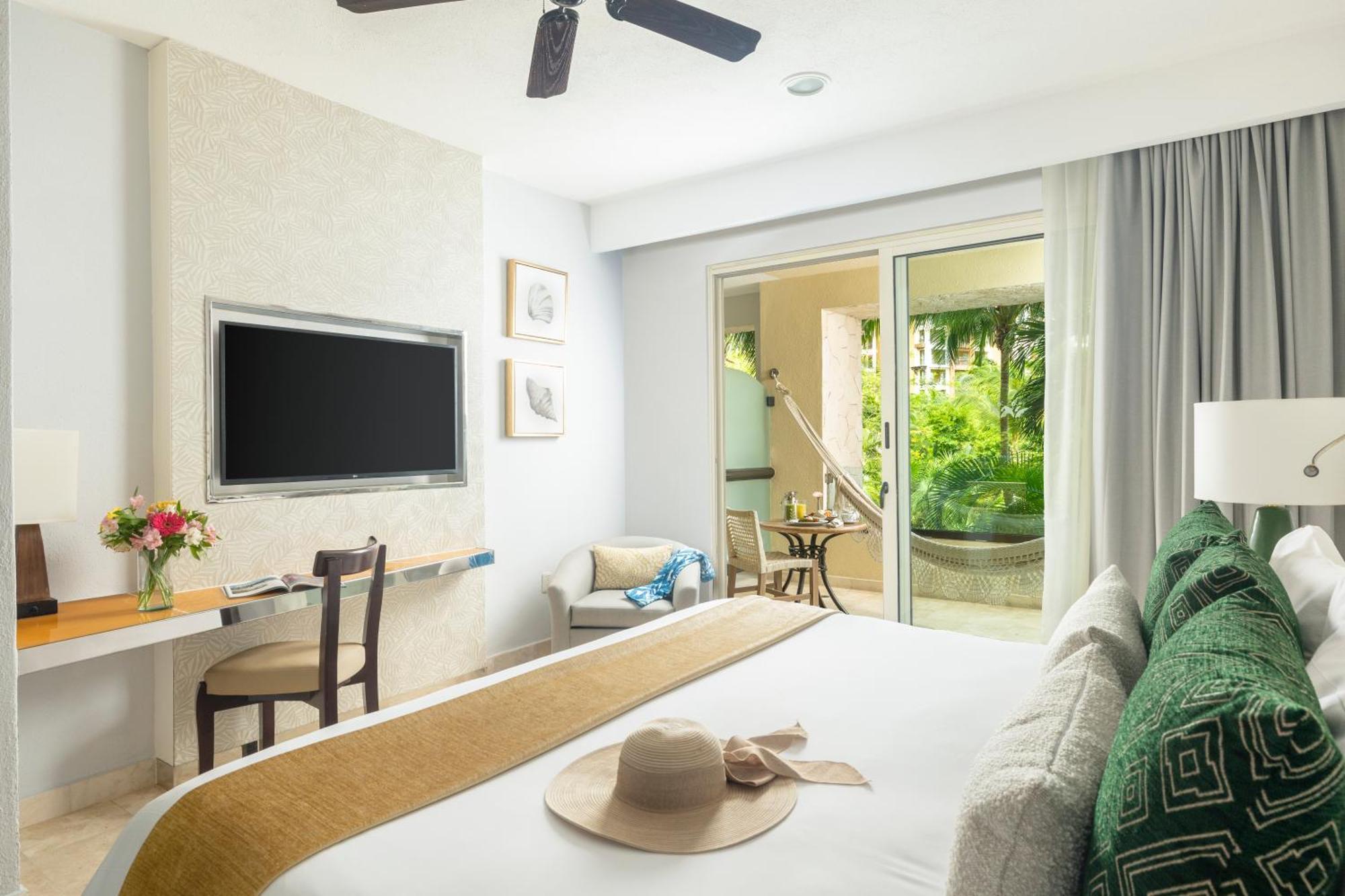 One Bedroom Garden View