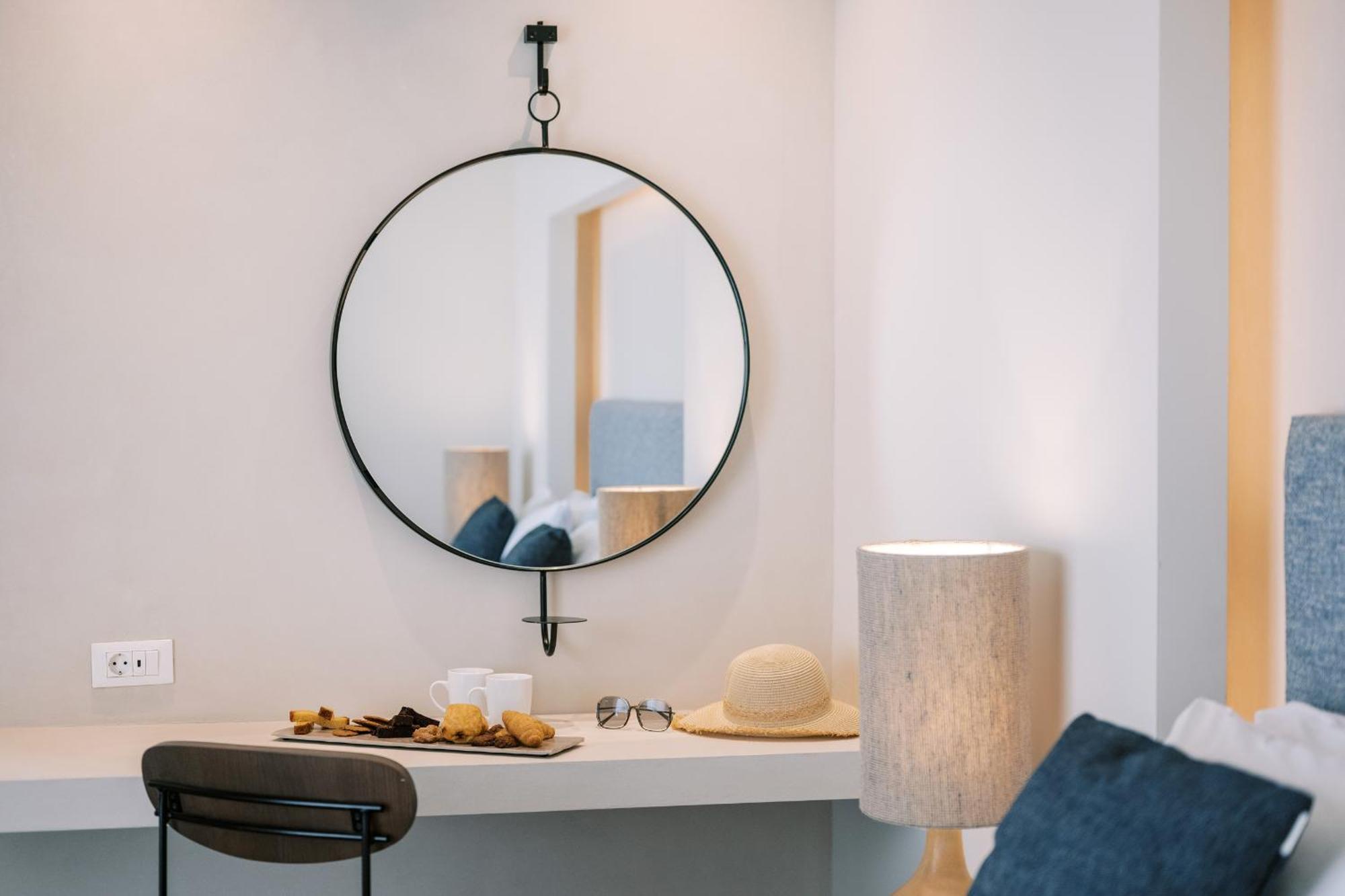 Suite (2 Rooms) with Sea View