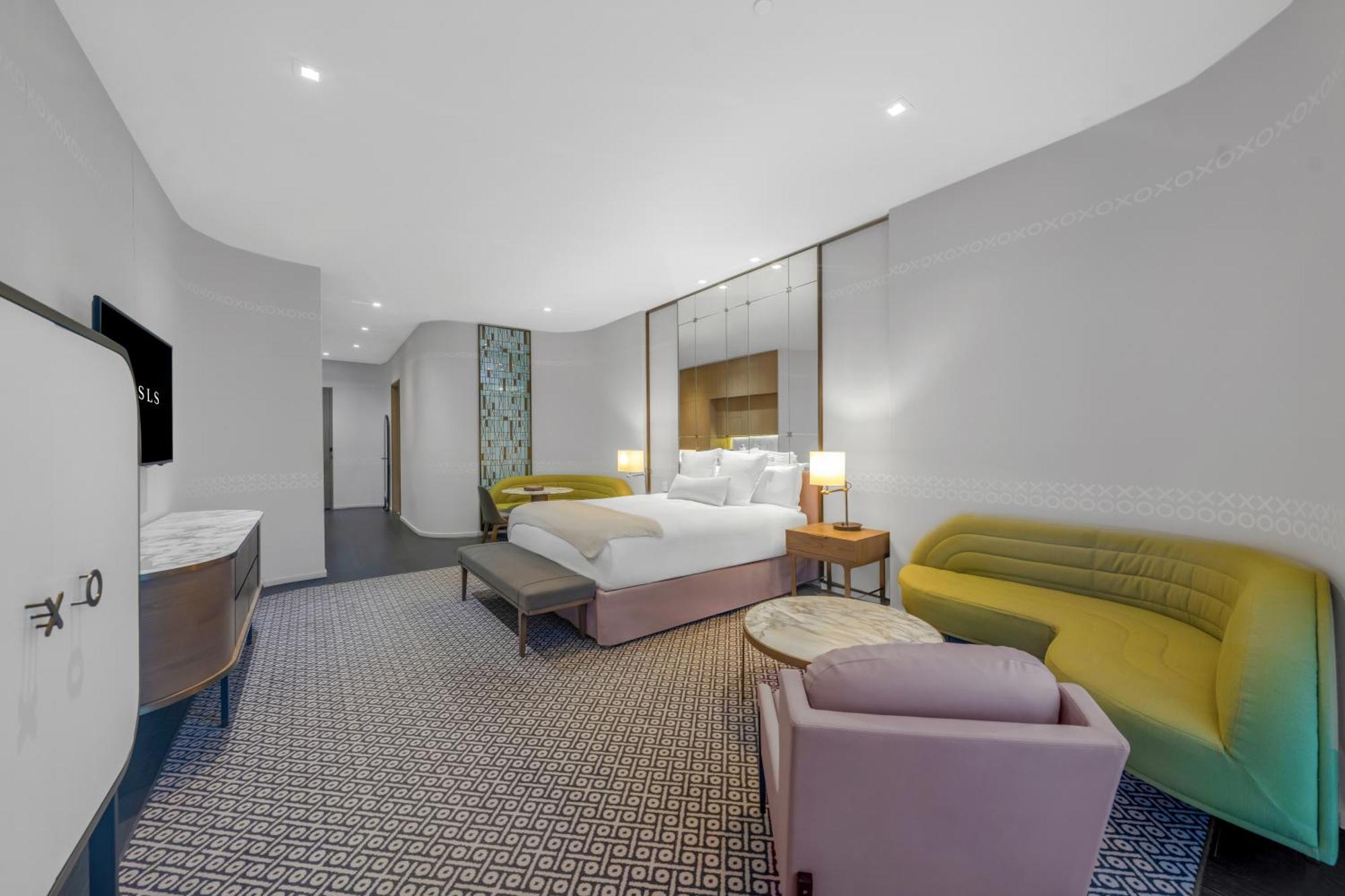 Lux King Room