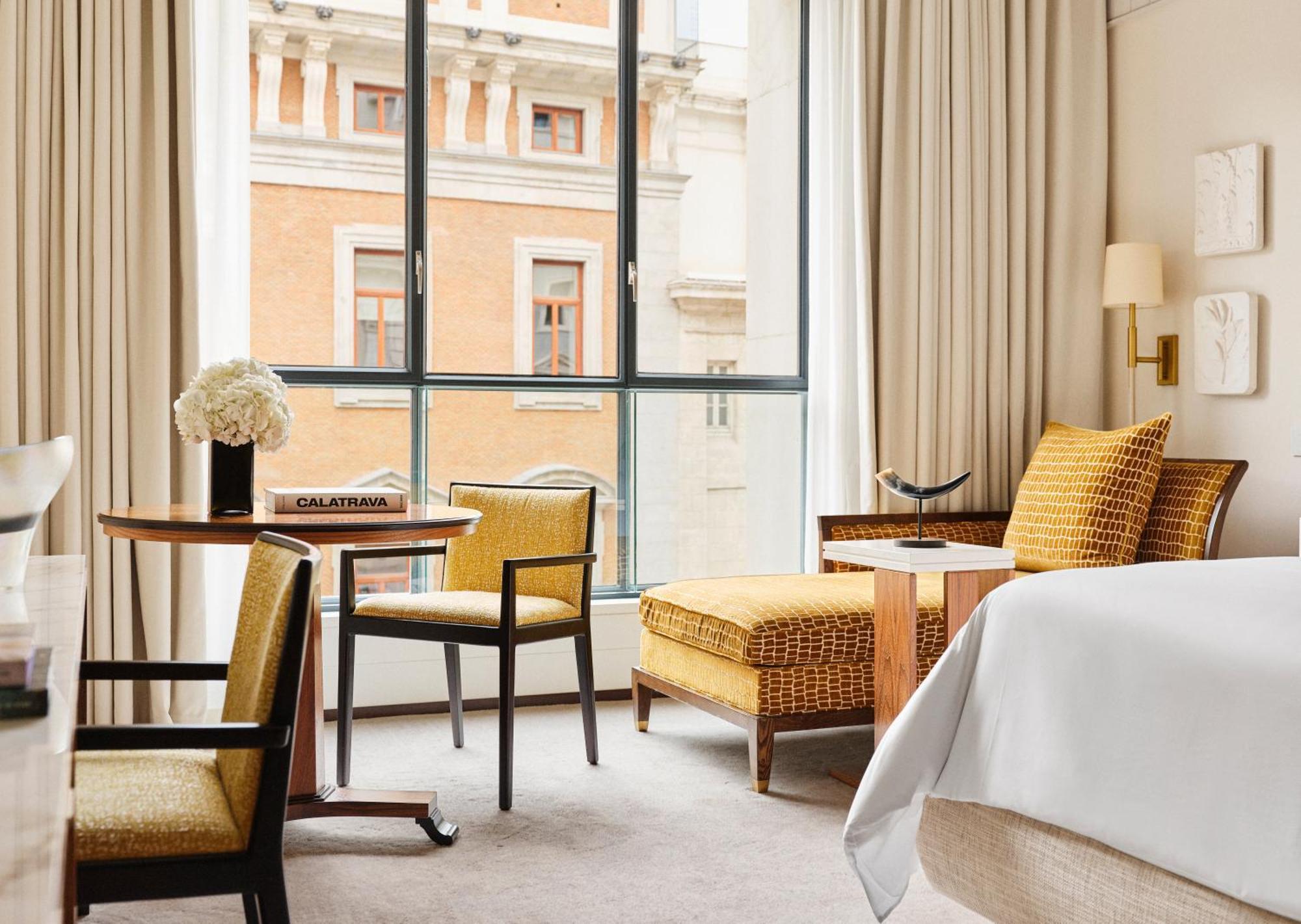 Deluxe Room King