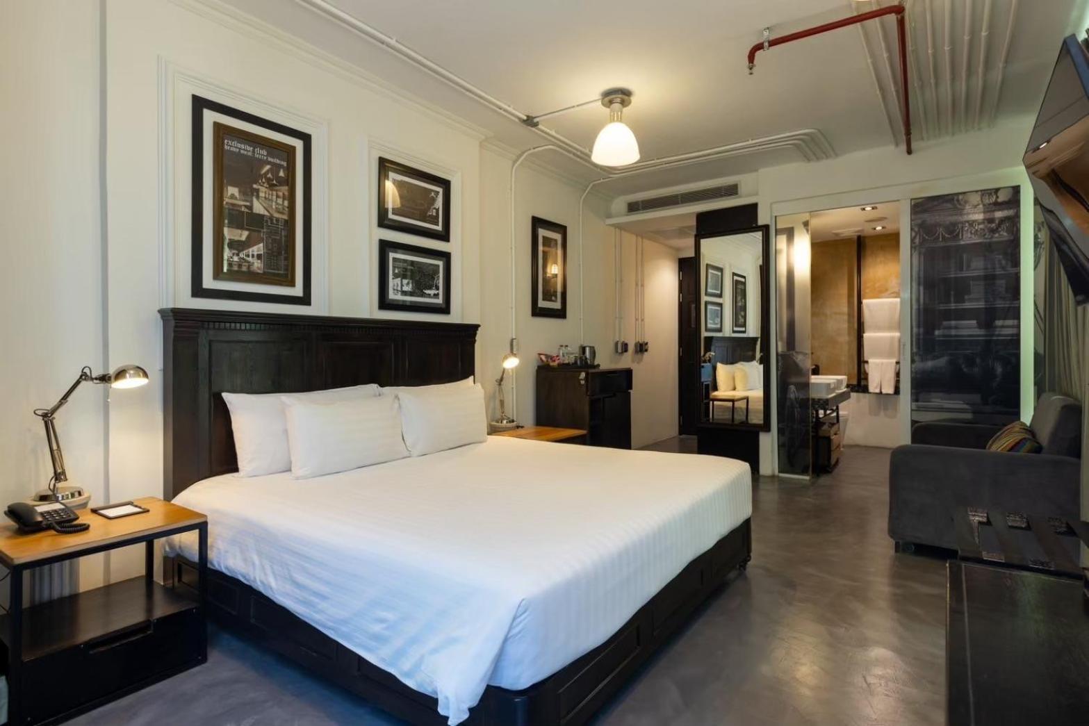 Superior King Room,1619180446:JPEG