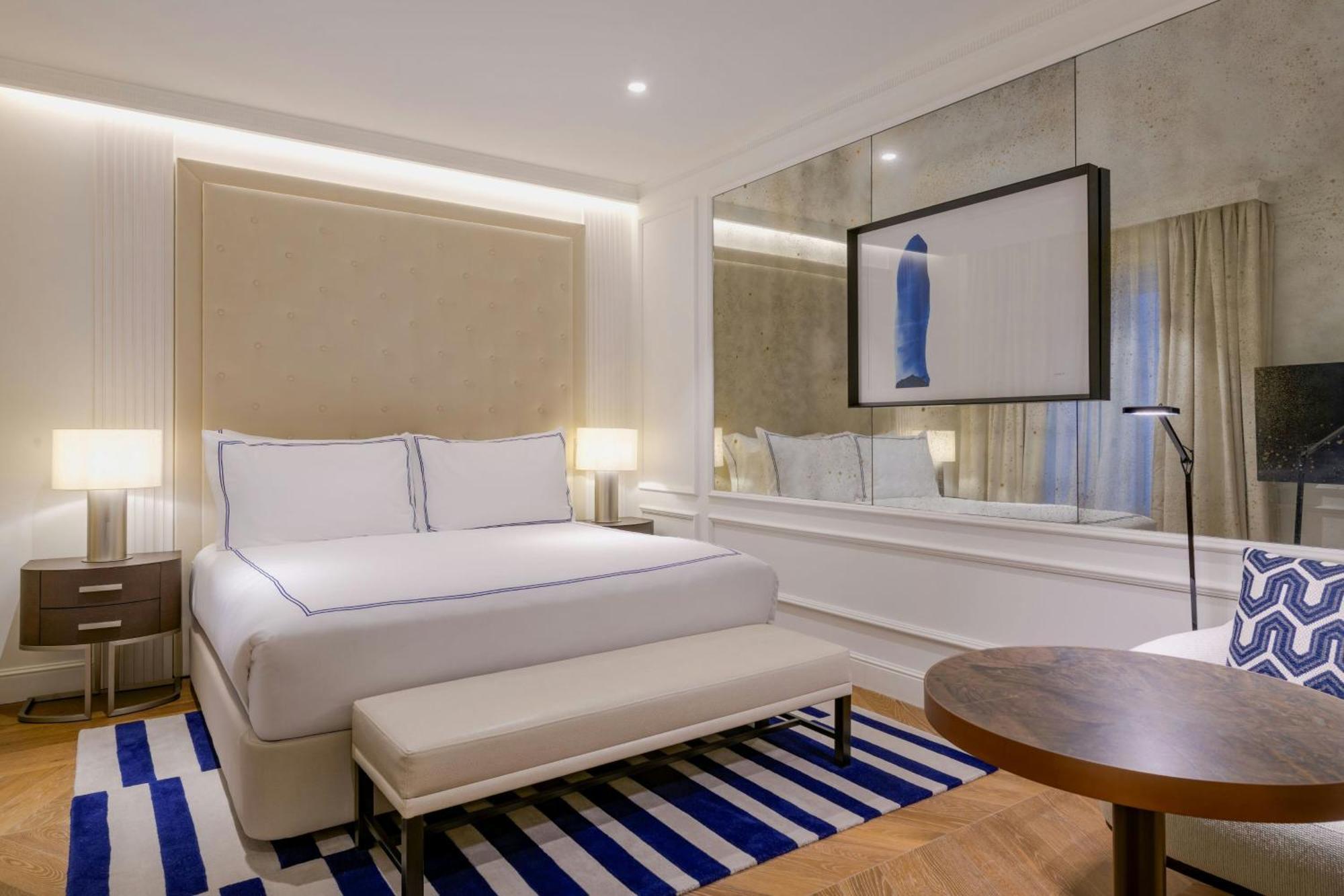 Deluxe King Room,1654789456:JPEG