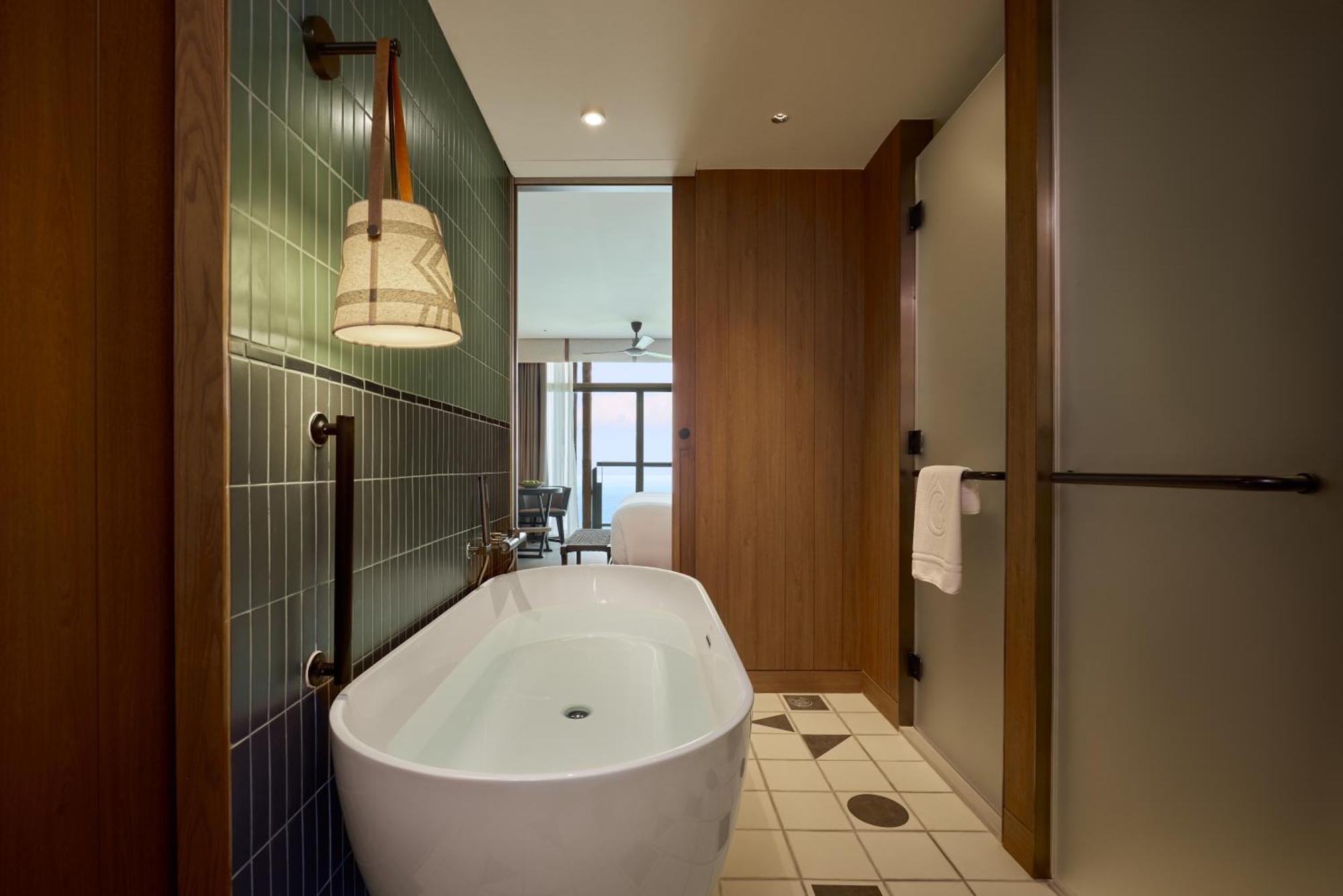 Club Mirage Premium Deluxe Ocean View King