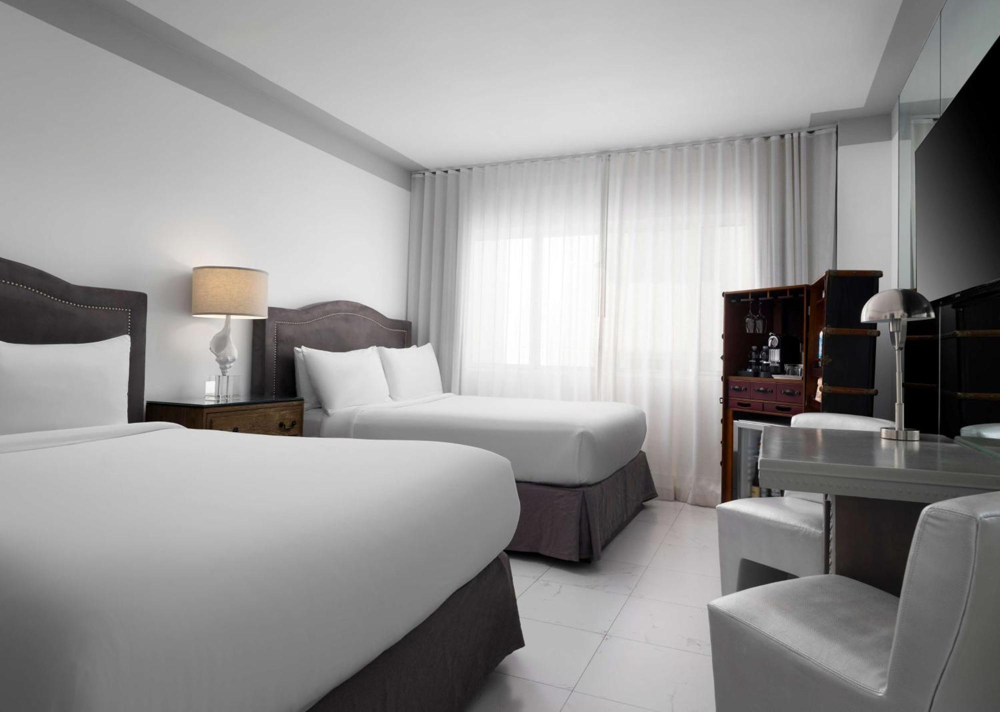 Queen Room with Two Queen Beds,1706880876:JPEG