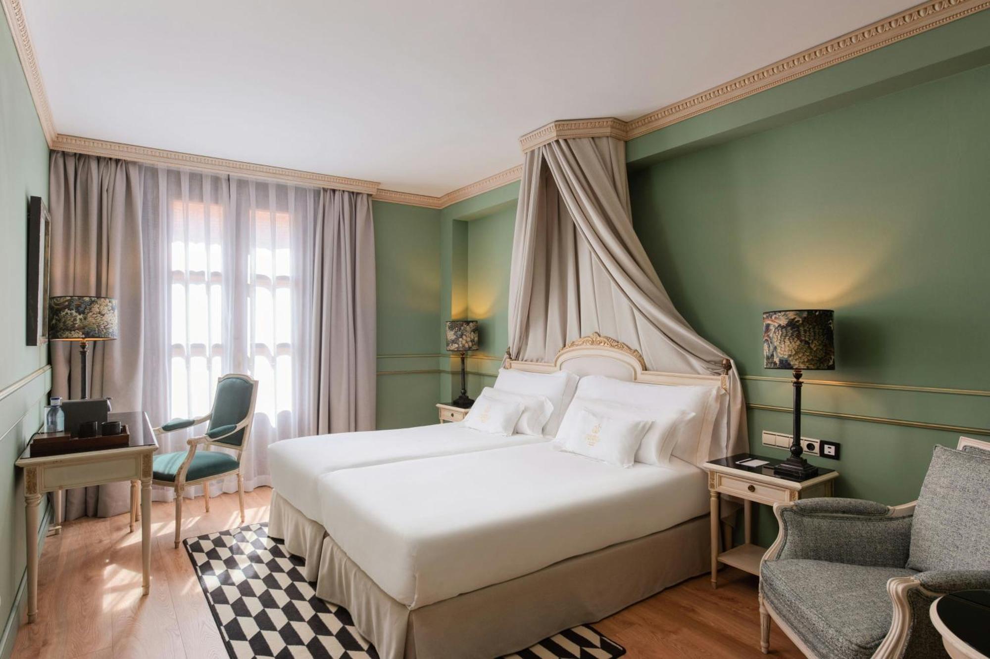 Habitación Superior con cama extragrande