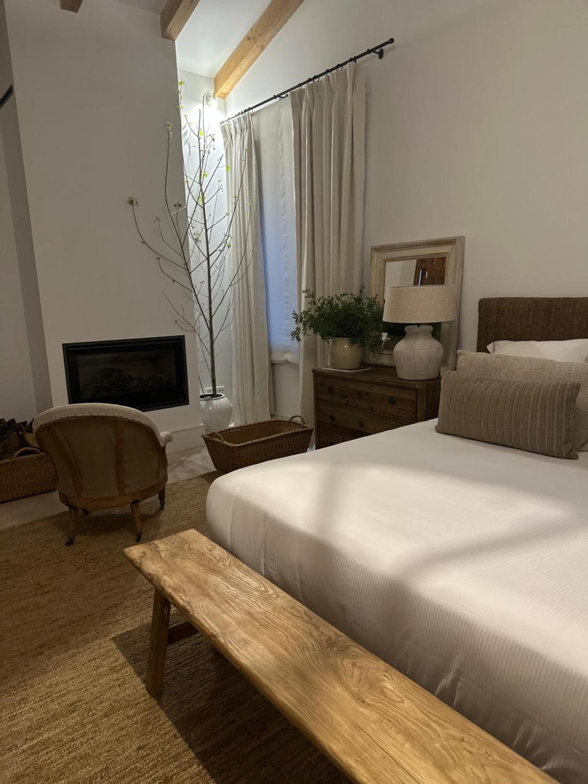 Queen Suite