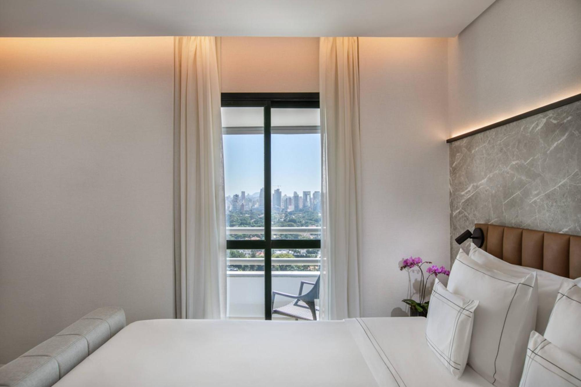Habitación Grand Premium con balcón