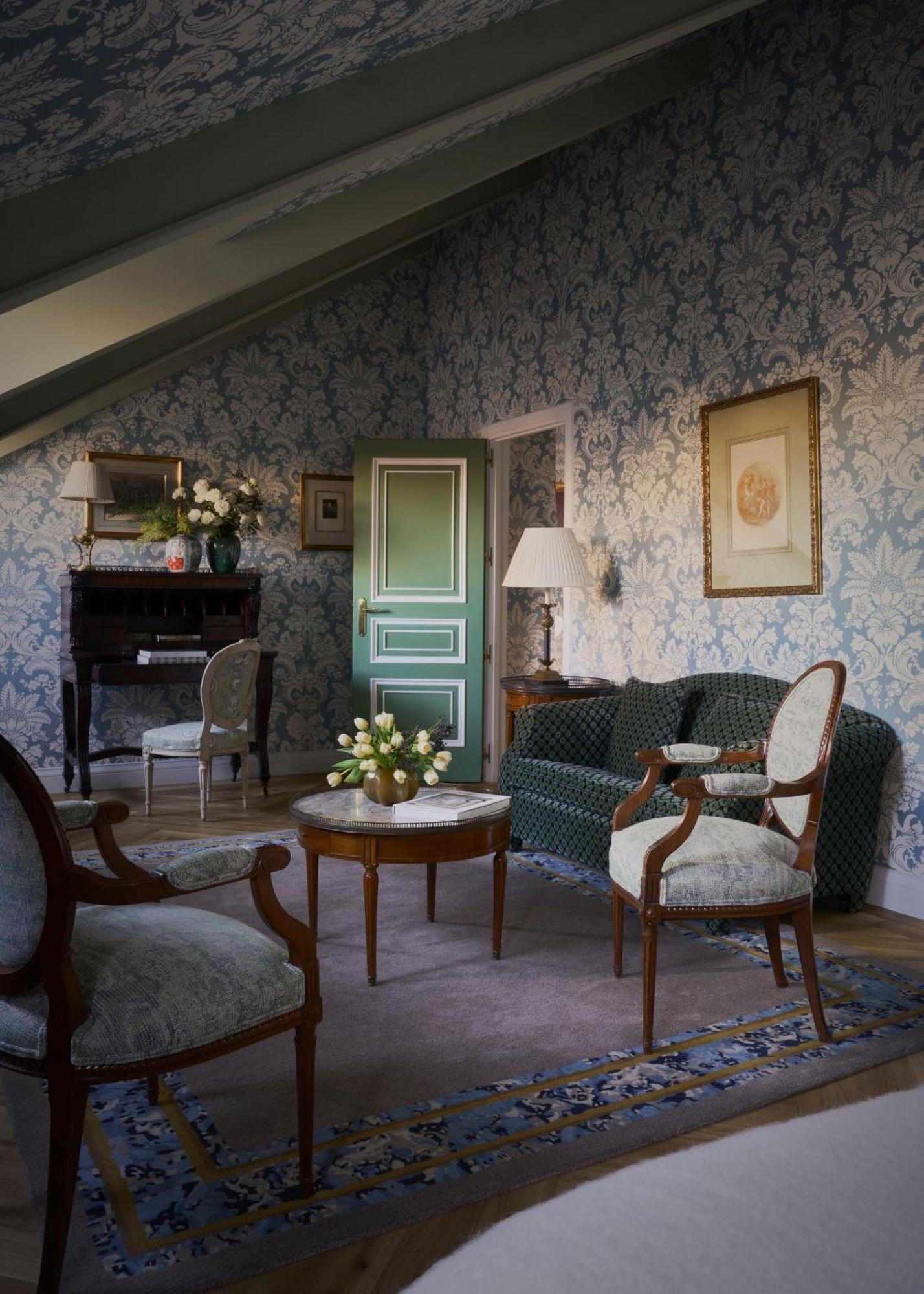 Junior Suite,1772883070:JPEG
