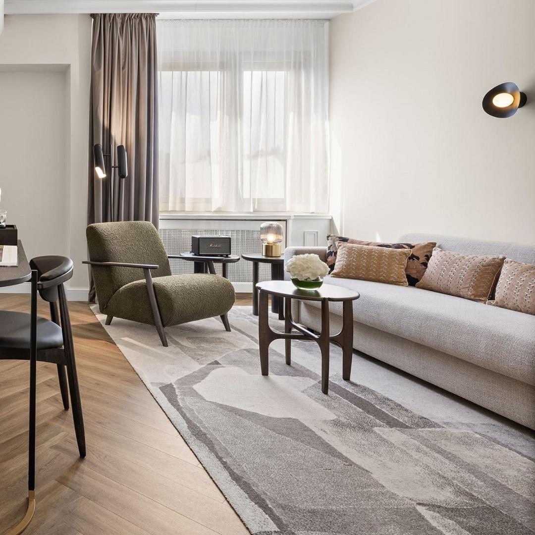 Suite Courtyard