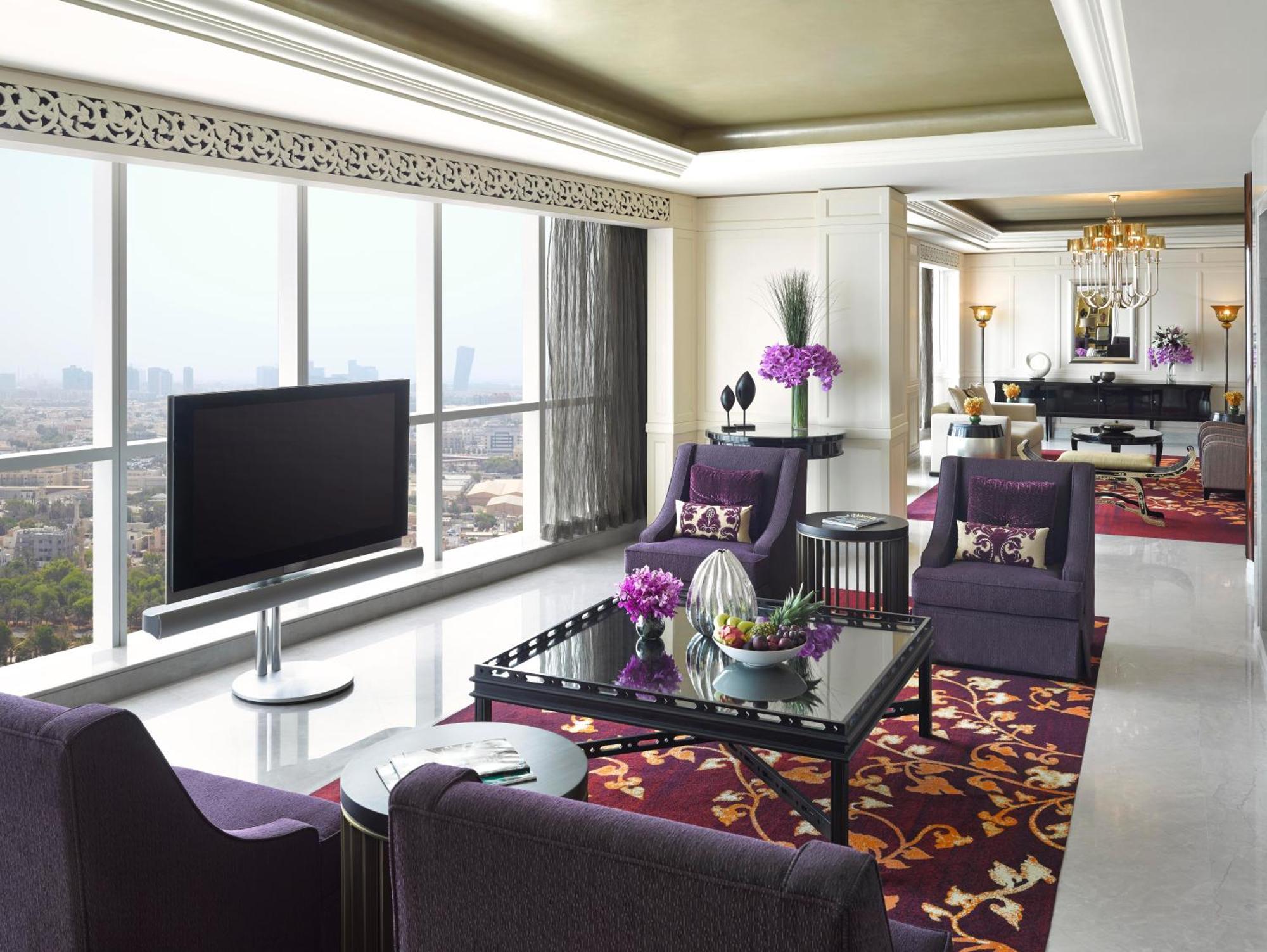 Superior Suite,1204563574:JPEG