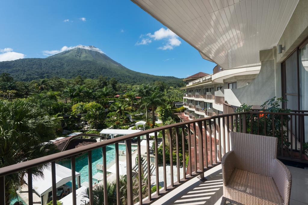 Deluxe King Room  with Volcano View,1278459151:JPEG