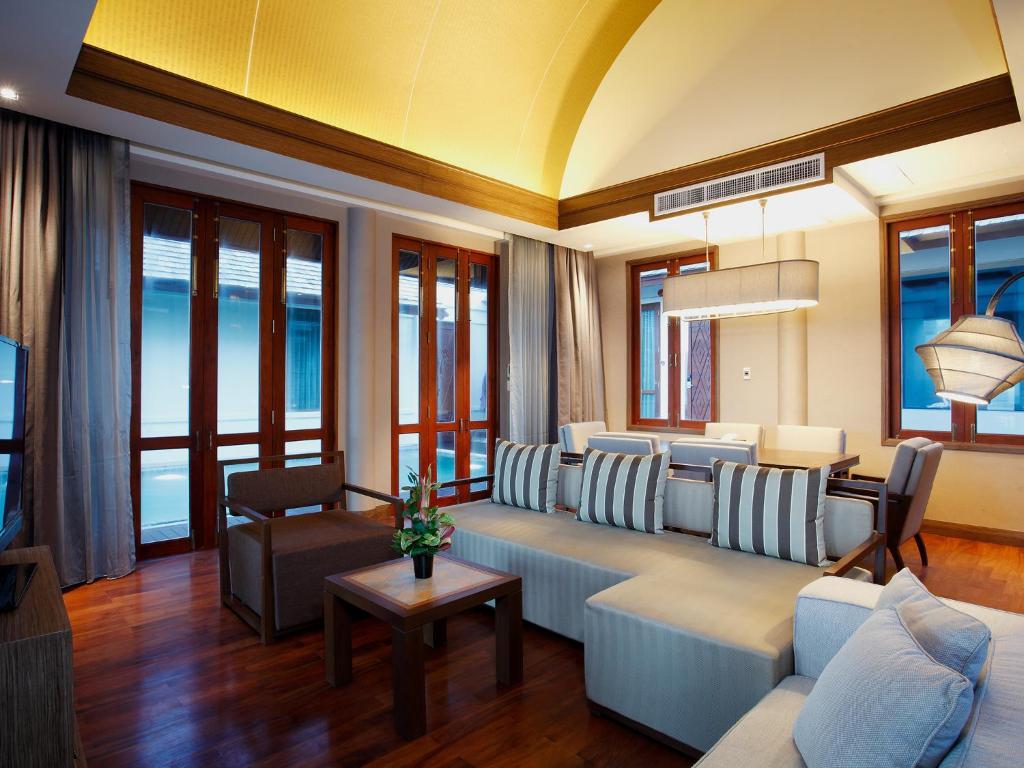 Villa de 2 dormitorios con piscina privada - Frente a la playa