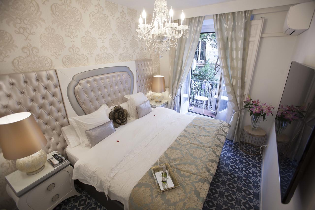 Deluxe King Suite
