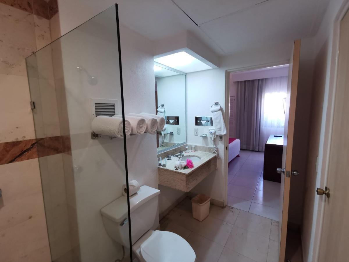 1 bedroom suite mountain section