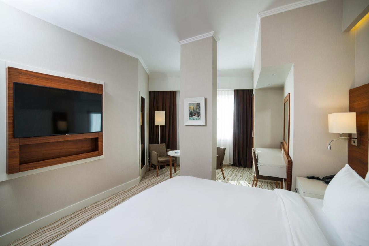 Superior Room Balcony Sea View Non-Smoking,989766277:JPEG