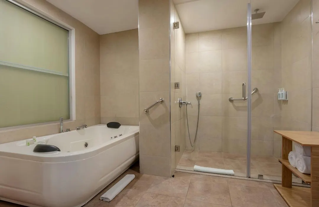 Four Points By Sheraton Cuenca-1