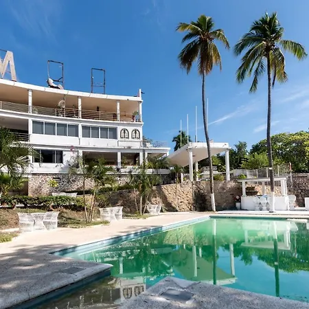 Oyo Hotel Belmar,Caleta, Acapulco-2