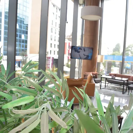 Crowne Plaza Istanbul Harbiye By Ihg-3