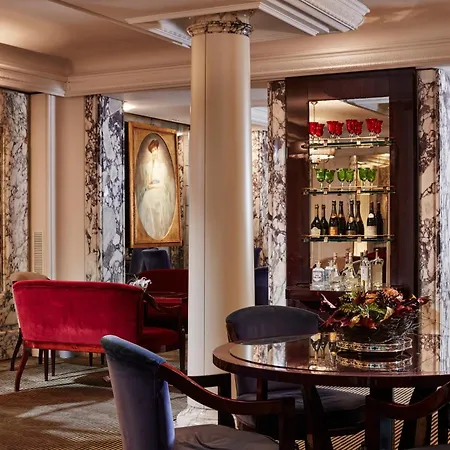 Hotel Lord Byron - Small Luxury Hotels Of The World-2