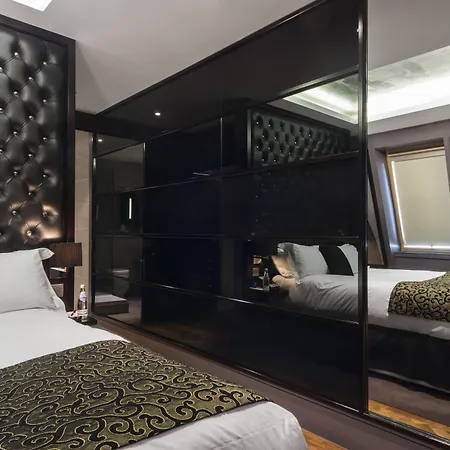 Le Monde Hotel-2