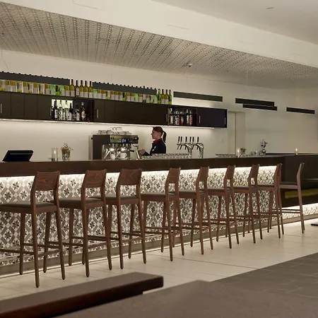 Hyperion Hotel Hamburg City, Trademark Collection By Wyndham-2