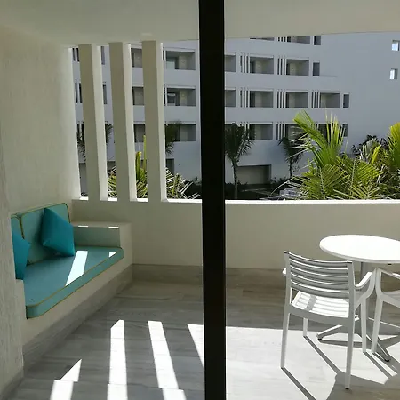 Izla Hotel by Fiesta Americana Isla Mujeres-3
