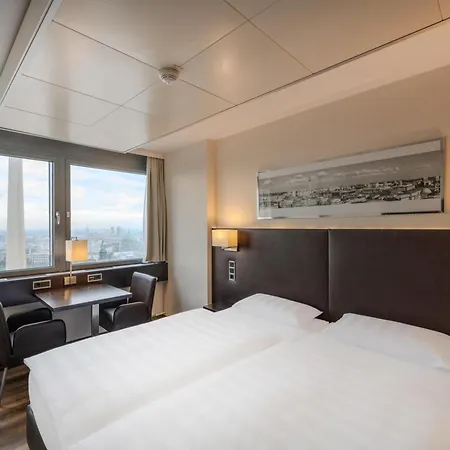 Park Inn By Radisson Berlin Alexanderplatz-2