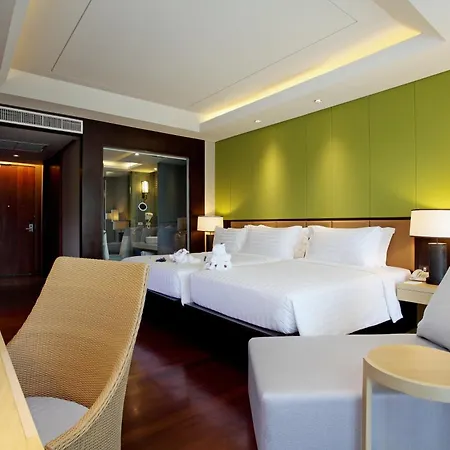 Graceland Khaolak Beachfront Resort-2