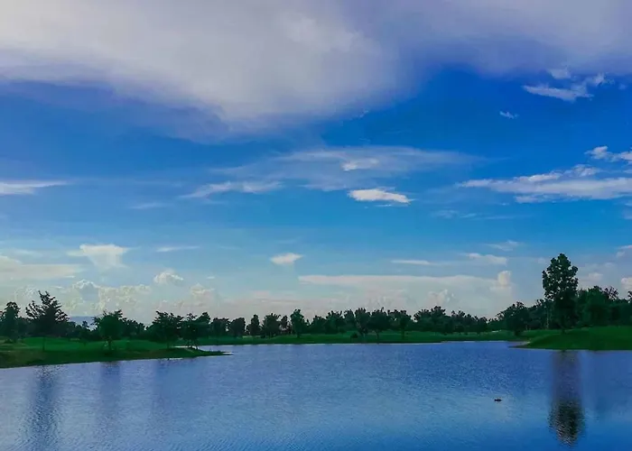 Happy City Golf & Resort