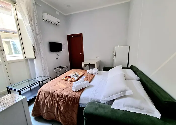 Hotel familiar: Duomo 152 Napoli
