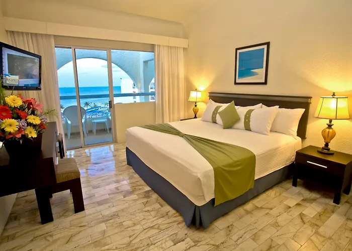 Hotel de 3 estrellas: Aquamarina Beach Hotel