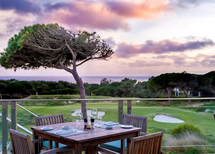Hotel familiar: The Oitavos