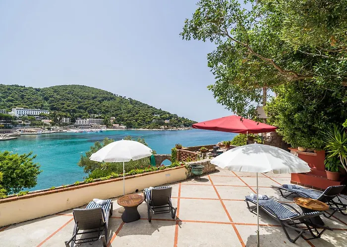 Boutique & Beach Villa Wolff