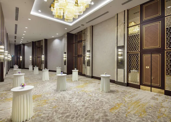 Doubletree By Hilton Antalya City Centre