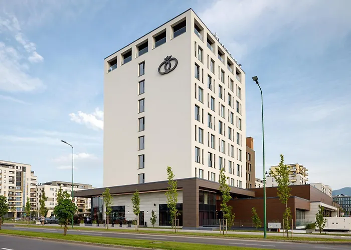 Qosmo Brasov