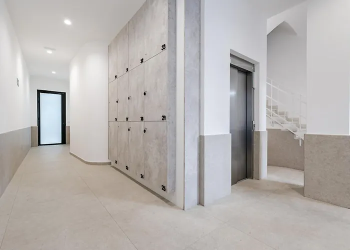  Feelathome Castilla Apartments