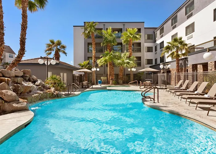 Courtyard By Marriott Las Vegas Stadium Area