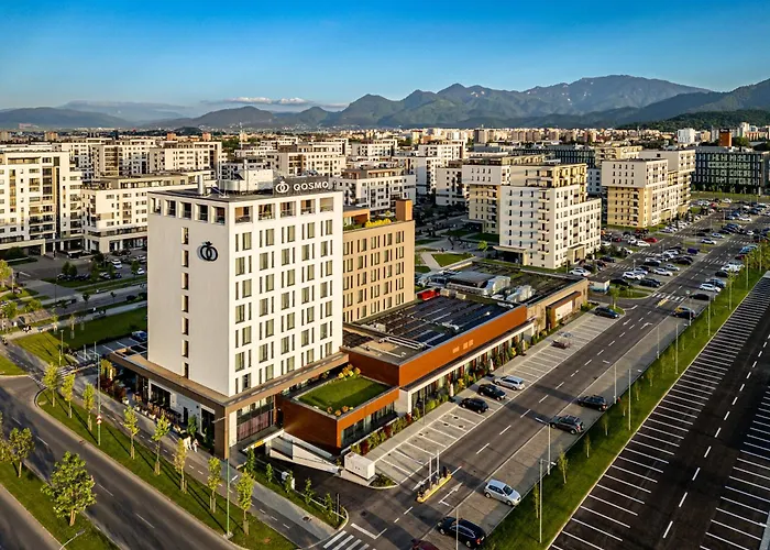 Qosmo Brasov