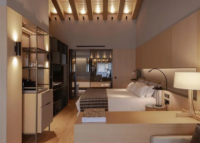 The Blackpine Hotel - Small Luxury Hotels