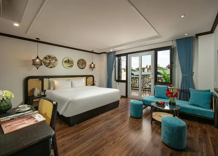 Media Central Hotel & Spa